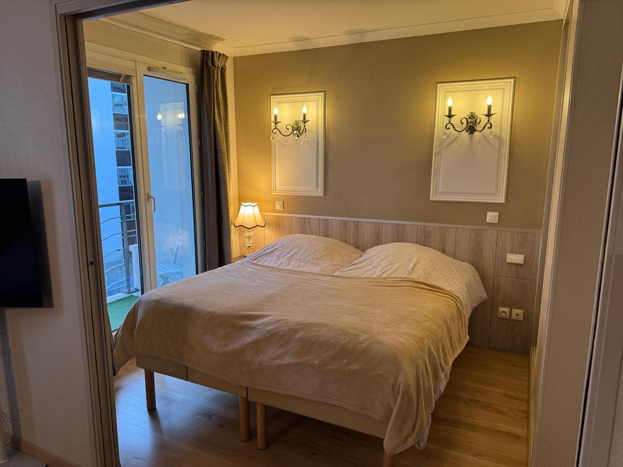 Altamira Aparthotel Issy-les-Moulineaux Exteriör bild